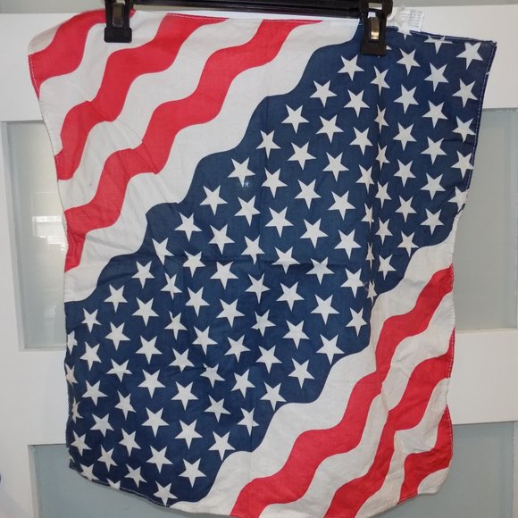 20" Wavy American Flag Bandana Handkerchief Scarf 100% Cotton Made In The USA - Picture 2 of 6